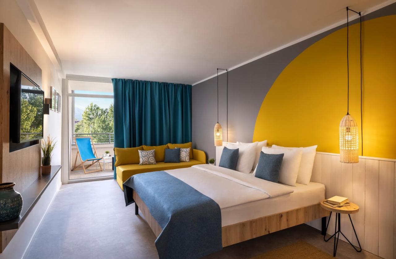Sunny Baska Hotel By Valamar, Ex Corinthia ภายนอก รูปภาพ