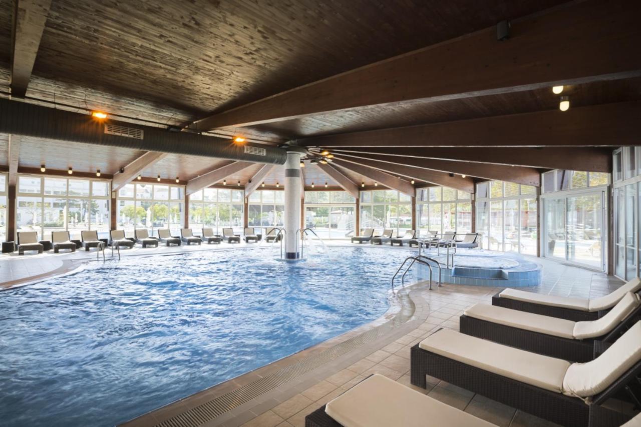 Sunny Baska Hotel By Valamar, Ex Corinthia ภายนอก รูปภาพ