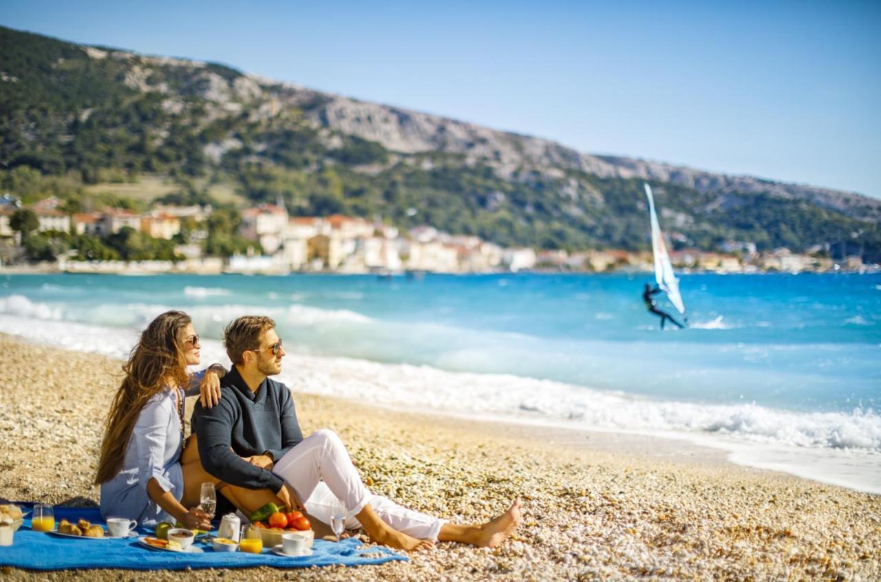 Sunny Baska Hotel By Valamar, Ex Corinthia ภายนอก รูปภาพ
